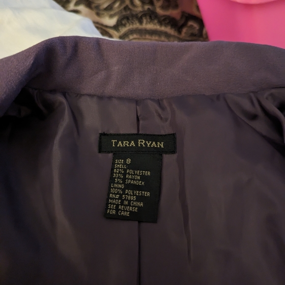 Tara Ryan, Purple blouse/blazer, size 8 - Picture 5 of 5